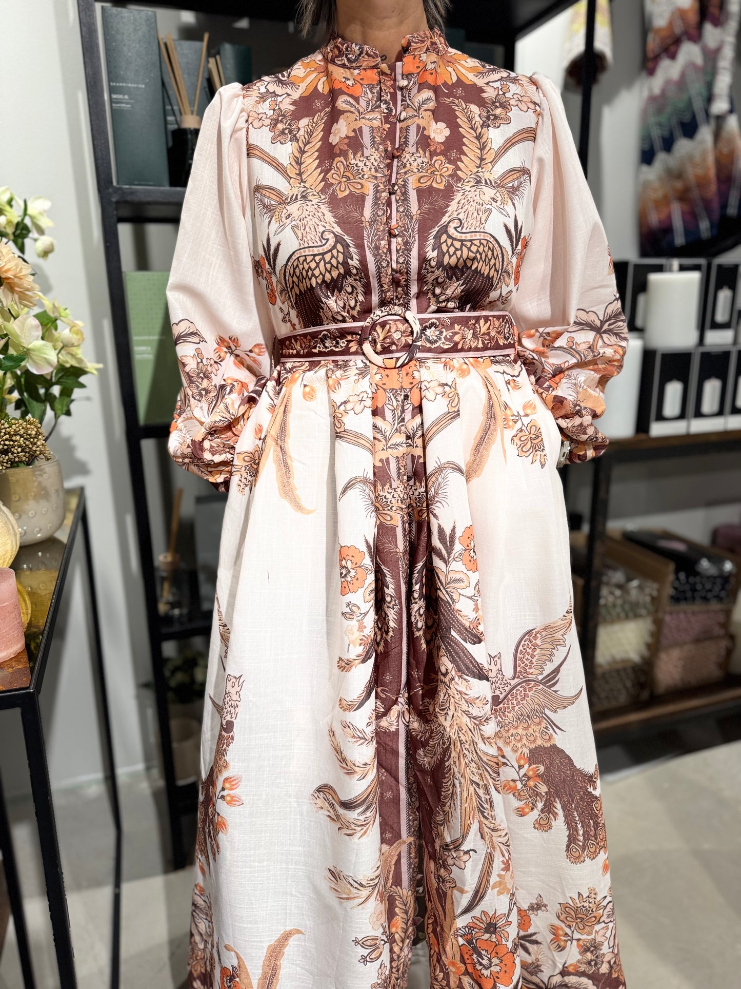 PARIS WITH LOVE kjole med fugl beige