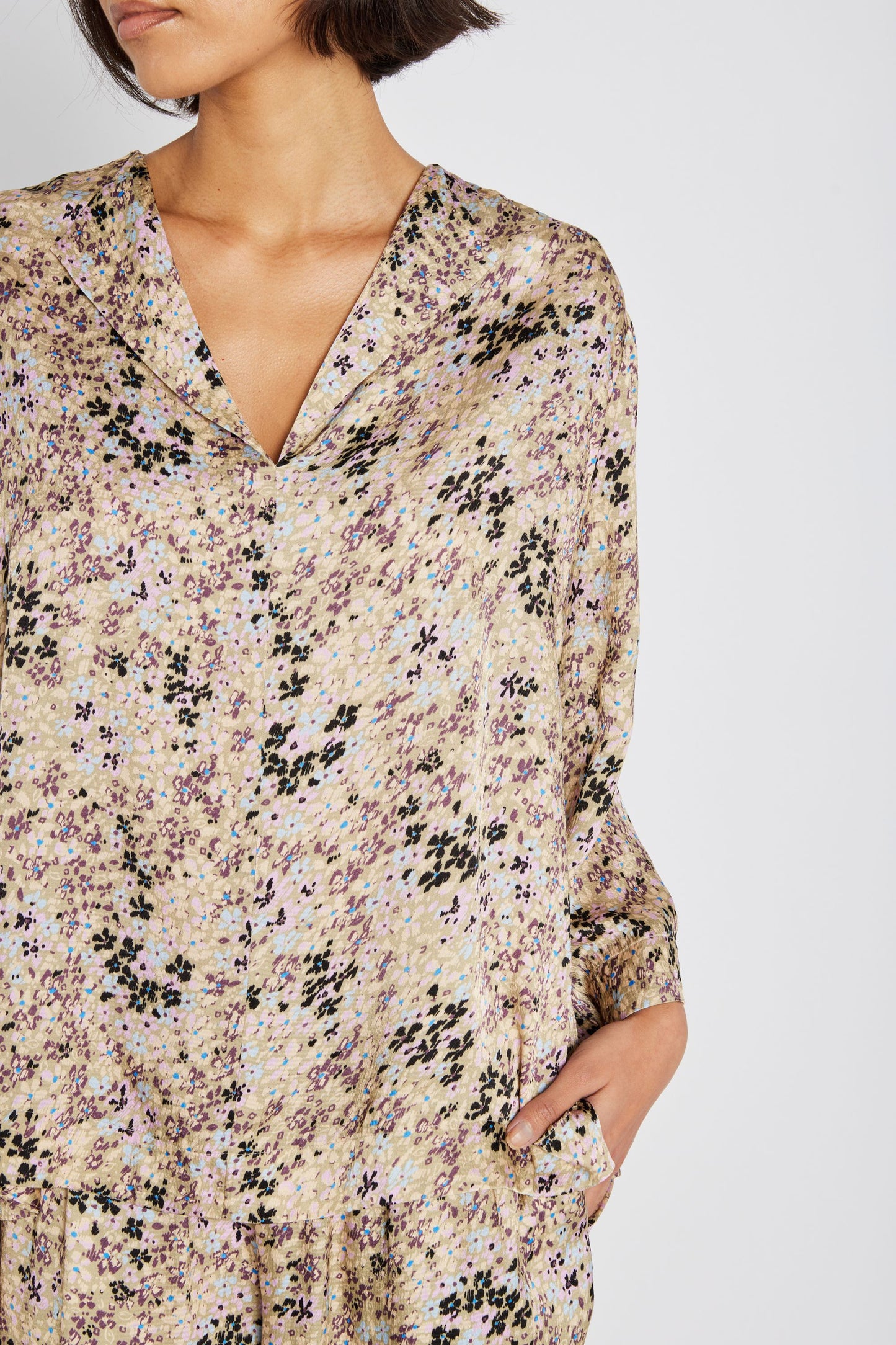 HEARTMADE Tepa bluse