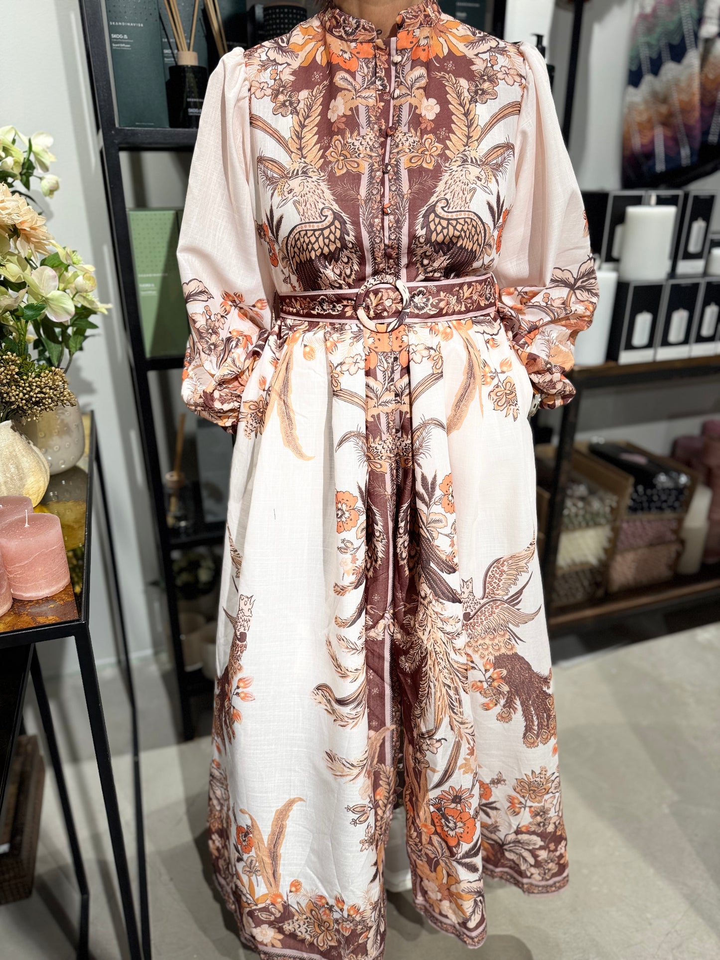 PARIS WITH LOVE kjole med fugl beige