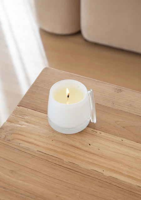 THERAPY RANGE Candle 80gr, Unwind - Coconut & water flower