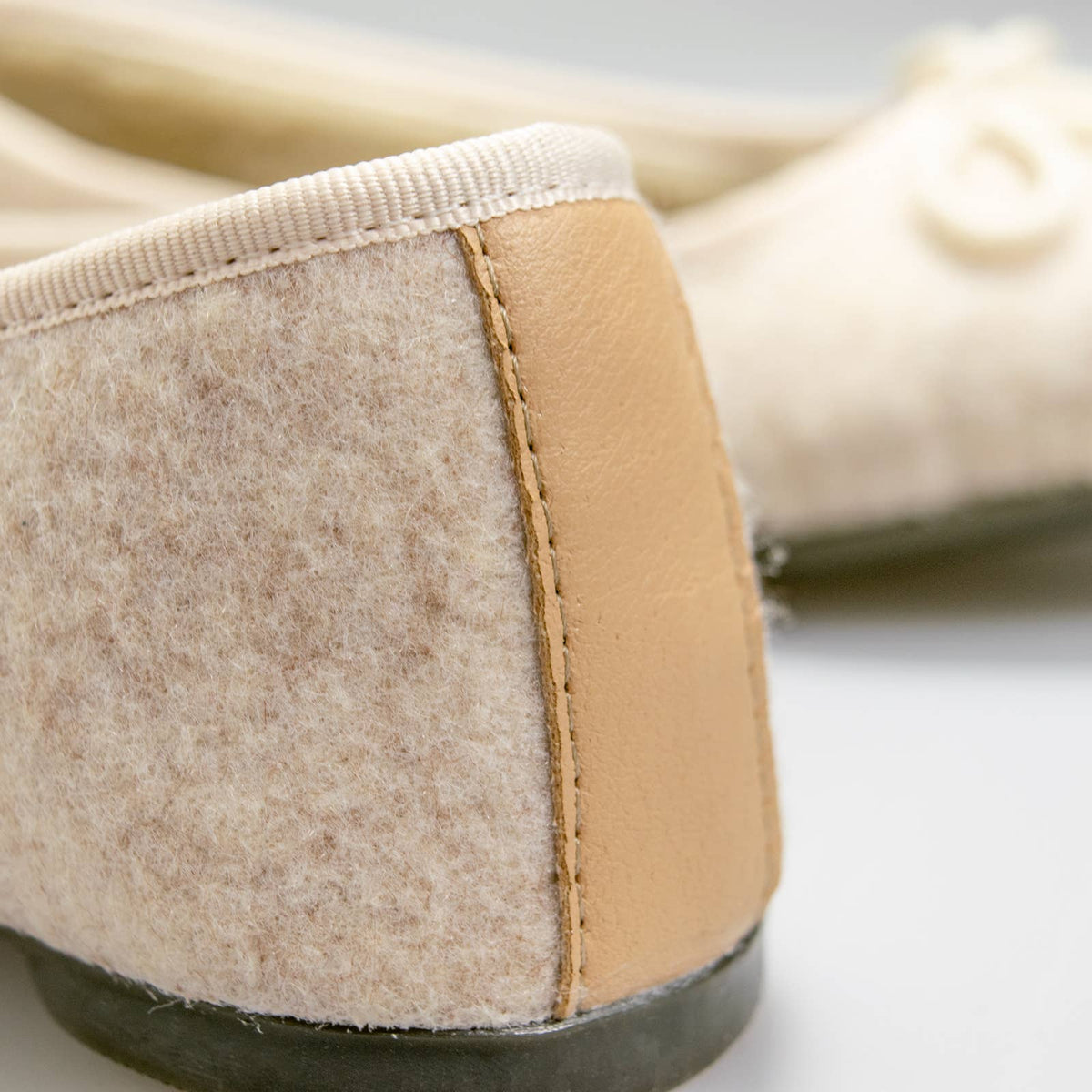 Felt sand ballerinas. Recycled slippers for home.