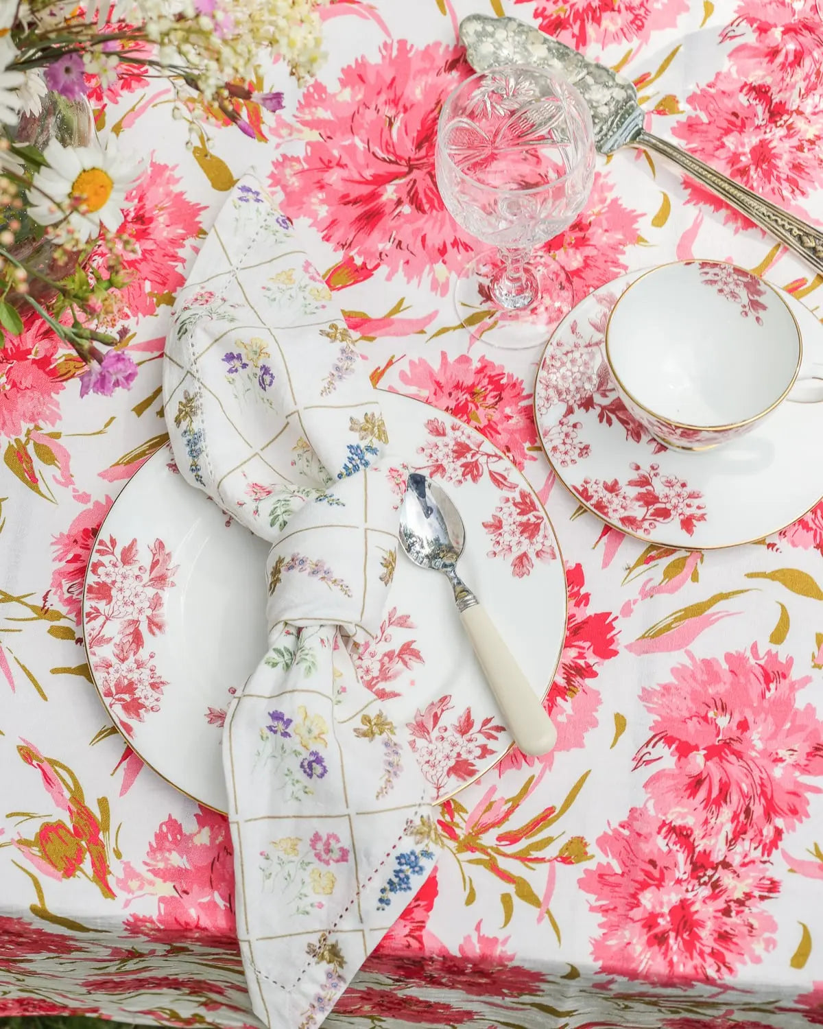 byTimo Coffee Cup and Sauser, Burgundy