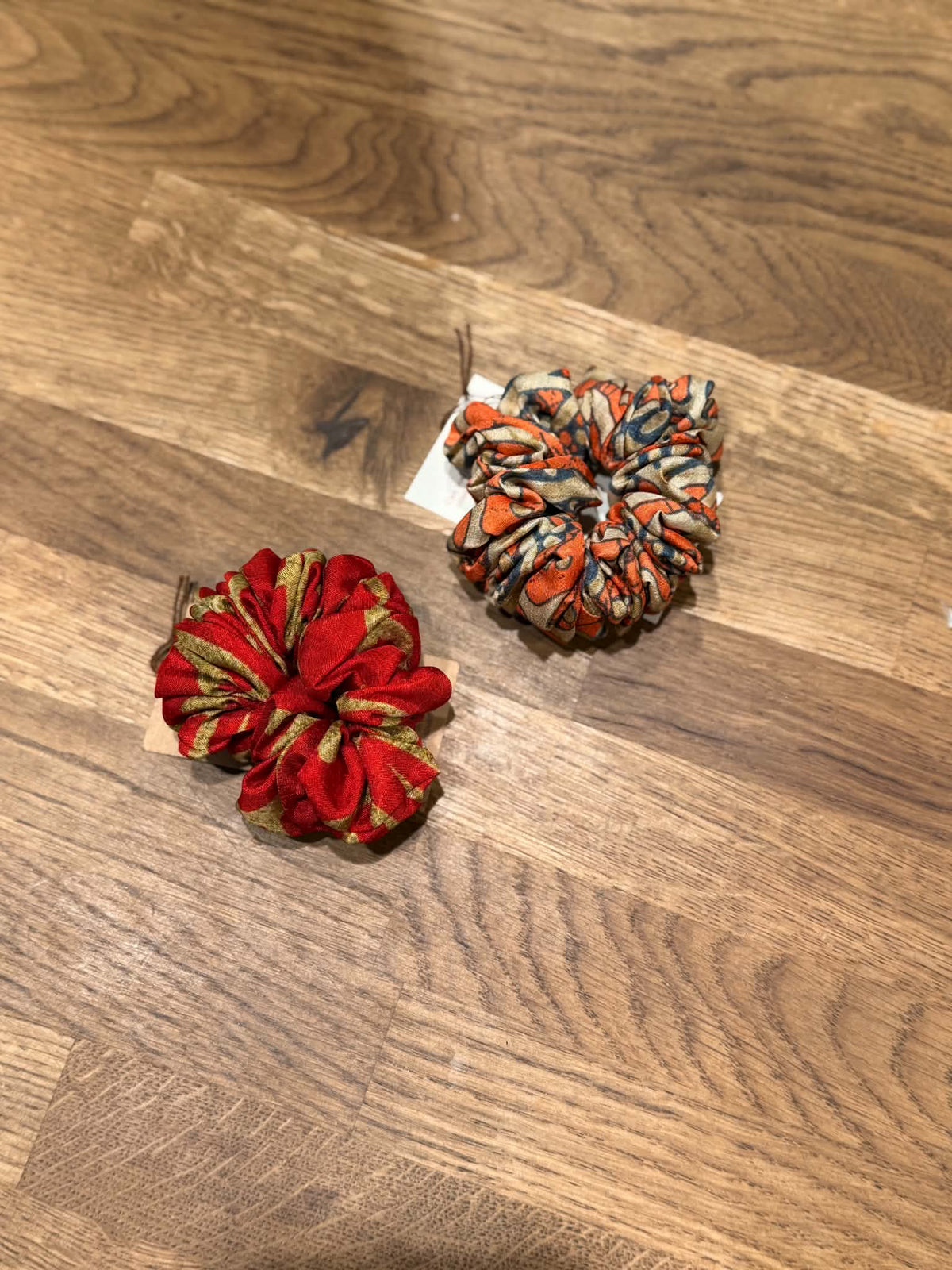 I Was A Sari – Scrunchie i silke