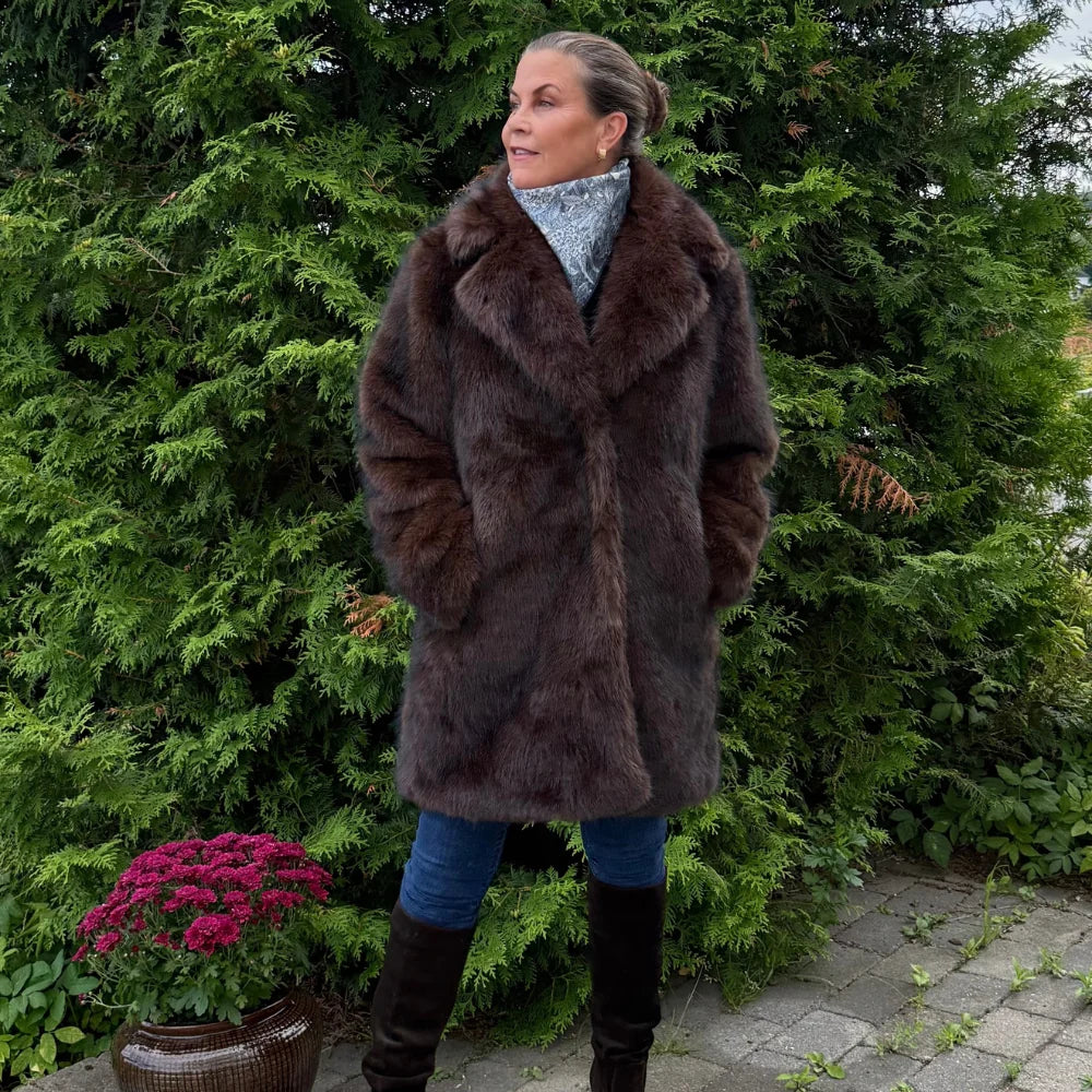 Noma St. Moritz fuskepelsjakke – sjokko
