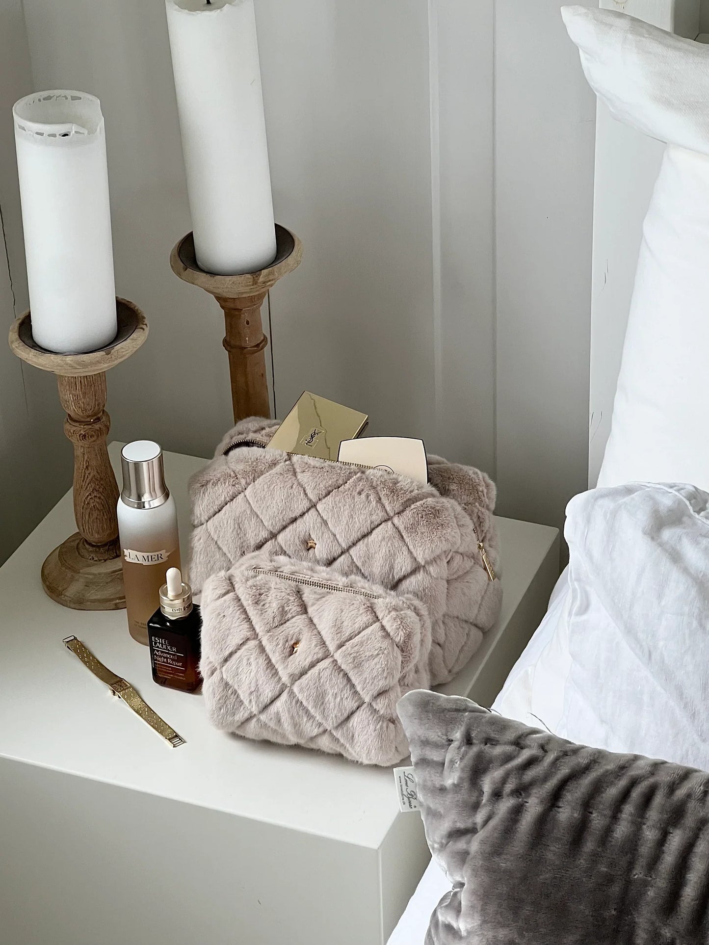 DARK Faux Fur Quiltes Make-up Pouch Small, Sand