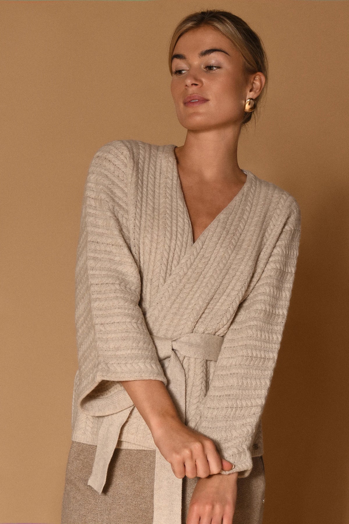 Gustav Liva Cardi Cape, Beige